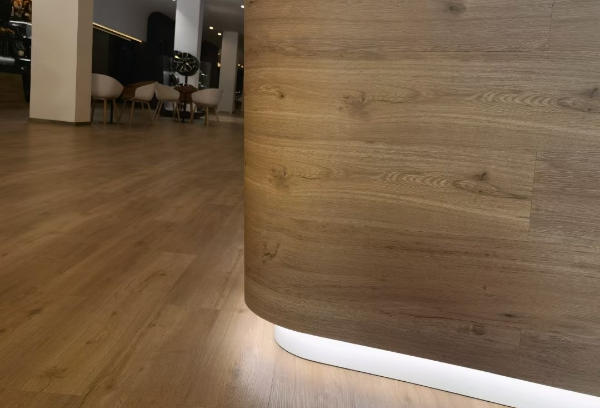 公共建筑塑胶地板